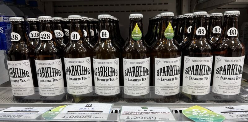 Image for the Tweet beginning: 静岡駅
PRECIOUS DELI &amp;GIFT静岡様
グランドキヨスク静岡様
スパークリングティー補充しました😊
いつも有難うございます🙇🏻

#JR
#キヨスク 