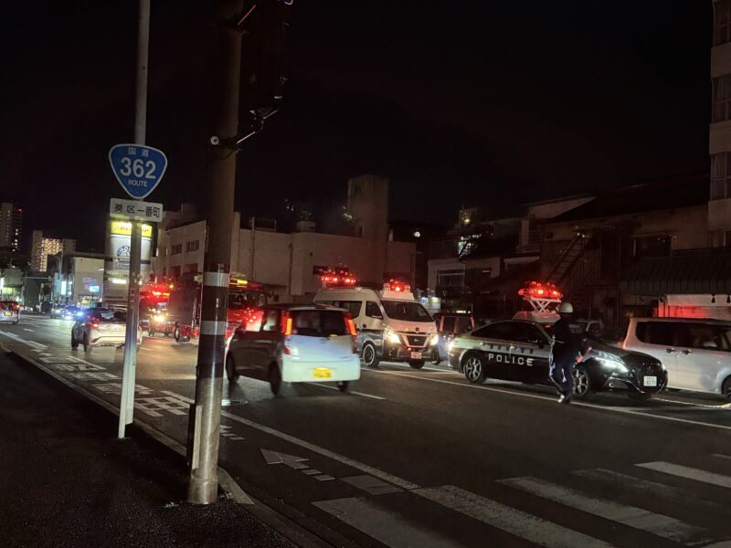 Image for the Tweet beginning: 事故NOW。
皆さま運転気をつけて🚗
#一番町 