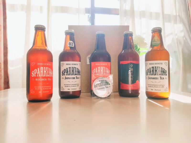 Image for the Tweet beginning: Benefiteaさんが、#土曜出勤友の会 の弊社を撮影して下さいました📷
(中の人はお休みです🤭)

創業101周年
静岡の事務機器屋🗻謄文堂です📣

Benefiteaさんのスパークリングティーは、ご褒美にしたい美味しさ✨

開幕した冬季五輪を見ながら、楽しむのはいかがですか？🏆🏅🇯🇵 