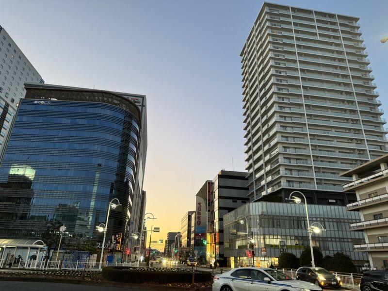 Image for the Tweet beginning: 2月9日（月曜日）
おはようございます🍵
晴れてます。外気温-2℃🥶
静岡駅
PRECIOUS DELI &amp;GIFT静岡様
グランドキヨスク静岡様
スパークリングティーチェック✅
いつも有難うございます🙇🏻
今週も元気に笑顔で宜しくお願い申し上げます🎶

#企業公式が毎朝地元の天気を言い合う
#キヨスク 